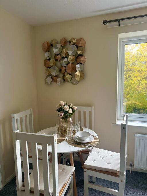 Stylish 2 Bedrooms Flat In A Quiet Cul-De-Sac Area, Near Sheffield City Centre With Free Parking Exterior photo